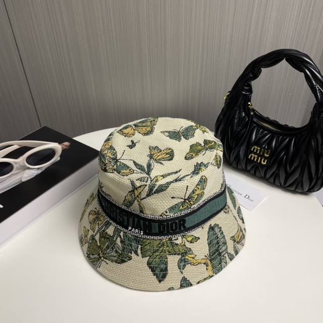 dior 迪奥 新款原单渔夫帽， 精致純也格调很有感觉，专柜断货热门，