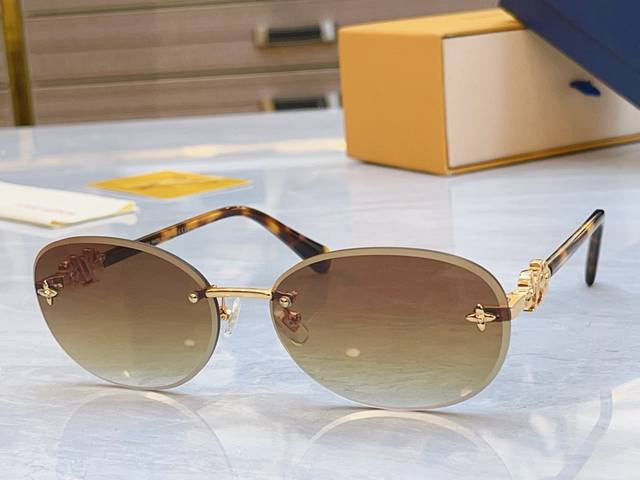 louis Vuitto* 路易*威登新款太阳镜，Model：Z24591，Size：64口16-145