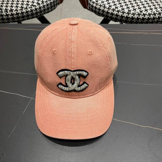 香奈儿Chanel 新品牛仔裤棒球帽，Logo小香经典简约，时尚休闲设计 跑量新品