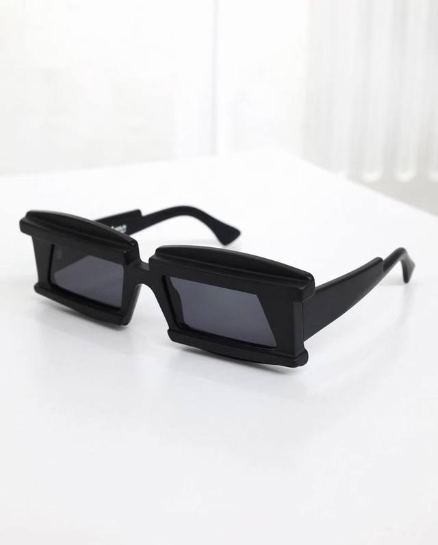 kub口Raummodel：Maske X21 Size:56口20-145配送盒子～～