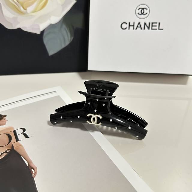 特 配专柜包装 Chanel 香奈儿 最新爆款来啦 中古Vintage复古抓夹 优雅的Girl值得入手 非常好搭配 气质有品位