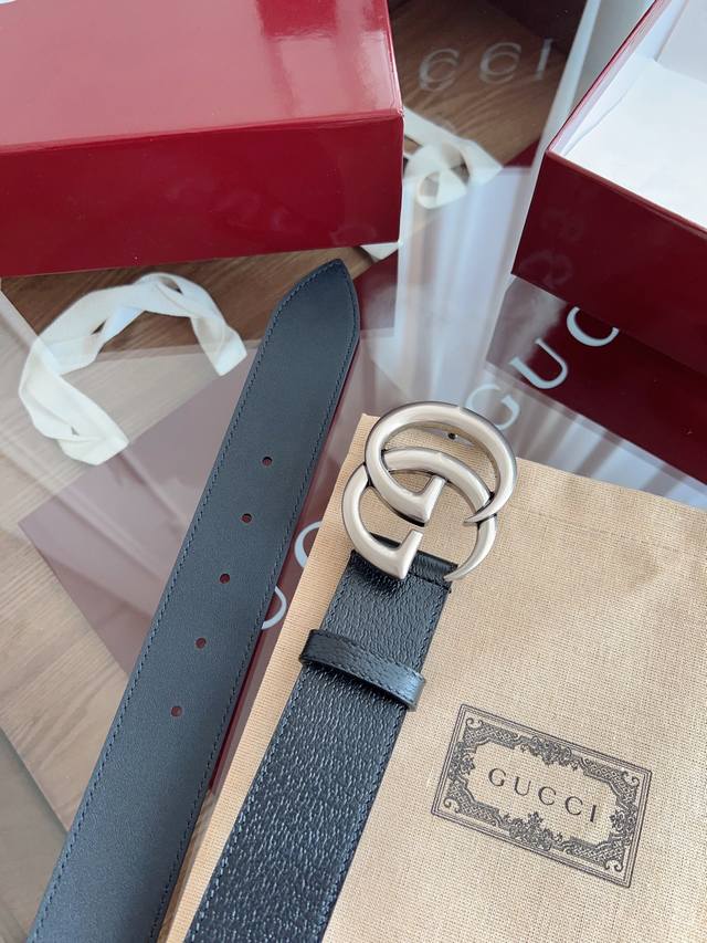 gucci 表面头层野猪纹牛皮 宽度4.0Cm 专柜新版Logo横标，原版进口南非皮底，精品双G铜扣 高端品质，不惧对比。顶级 原单130
