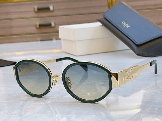 celin* 赛*琳新款太阳镜， Model:Cl40331F ，Size: 54口21-145