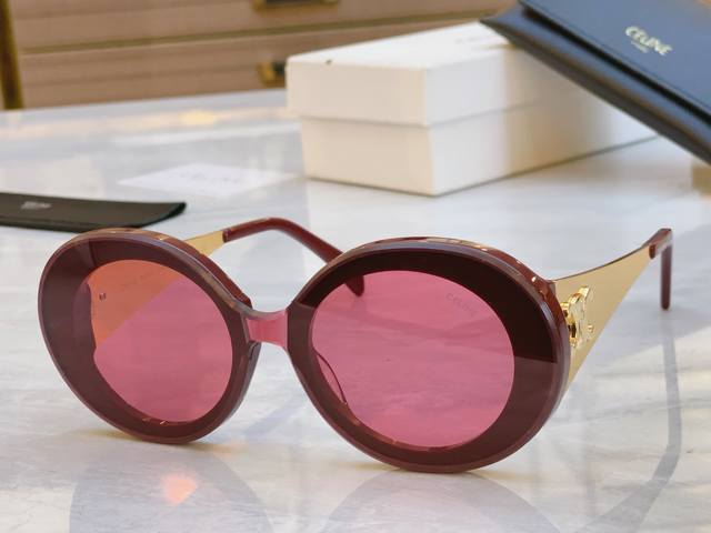 celin* 赛*琳新款太阳镜， Model:Cl42106U ，Size: 52口22-145