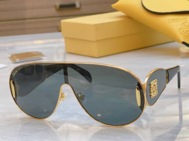 loew* 罗意*威新款太阳镜， Model：Lw5093S，Size：141口0-142