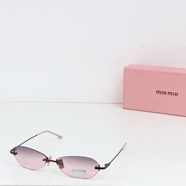 miu Miu Model:Mu A01 Size：54口16-140