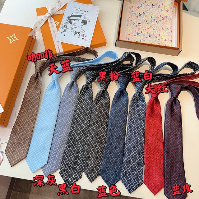 lv老花领带 ，路易威登经典领带老花提花设计，男士必备单品超时尚！高端品质 版型面料都达到品牌标准，，难得的好款，不挑人，上身效果大牌范儿十足 怎么穿都帅到爆