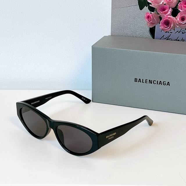 齐色首批高版本 Balenciaga Mod：Bb0367 Size：60口17-145