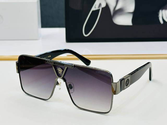 范思家 Versacemodel：Ve6739 Size：138口0-145 K有范