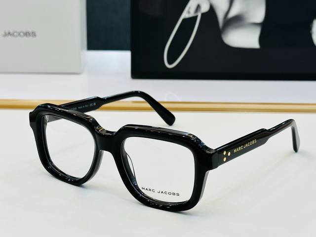 marc Jacobs 马杰家 Marc732 Size：54口19-145 采用今年流行的板材 Z完美设计 配光镜