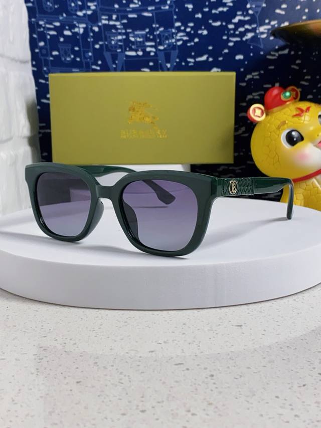 burberry巴宝莉 2025新款太阳镜网红男女同款偏光墨镜时尚潮人防紫外线防晒太阳镜