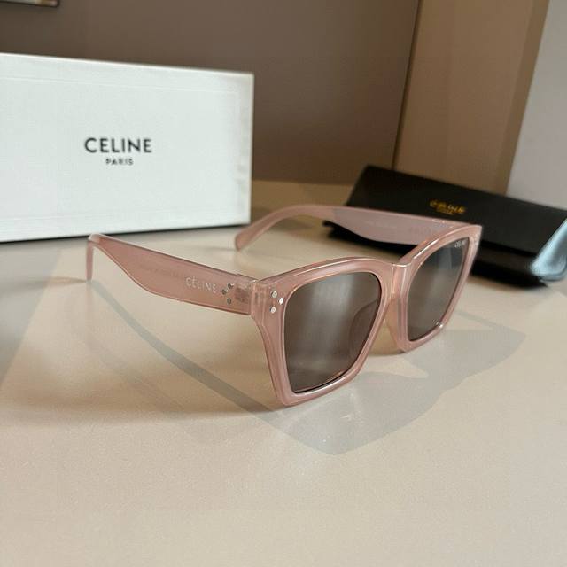 celine新款太阳镜，各大时尚名媛挚爱，