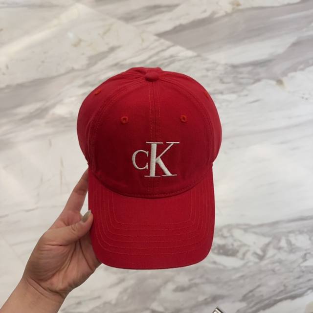 ck新款棒球帽 新推出洗水牛仔系列，休闲百搭 衣橱搭配神器