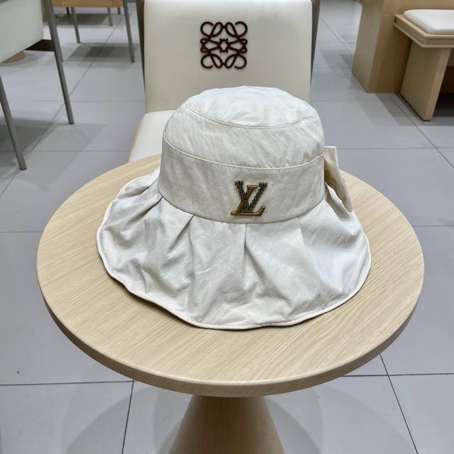lv路易威登蝴蝶结渔夫帽，名媛气质款，头围57Cm
