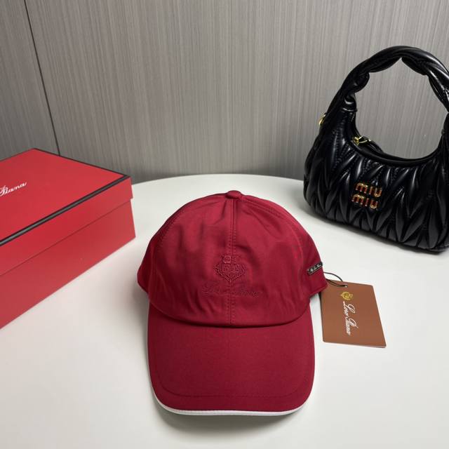 loro Piana 诺悠翩雅 专柜 新款高版本棒球帽，大牌同步，超好搭配，出货！