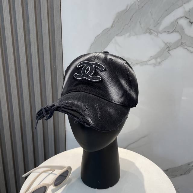 chanel香奈儿 新款简约Logo棒球帽，新款出货，大牌款超好搭配，赶紧入手！