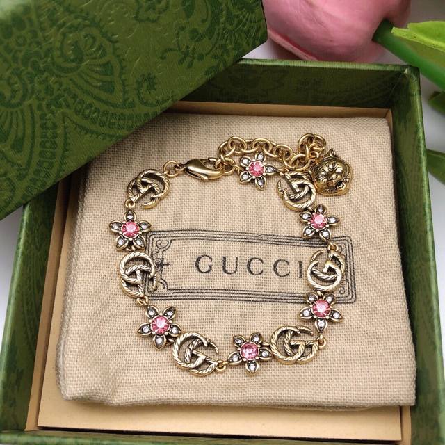 编号Gsl0003 Gucci 古驰花朵粉色手链
