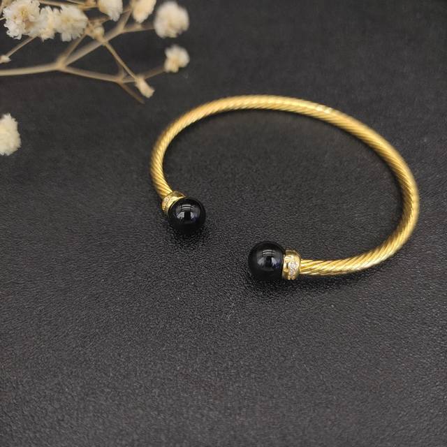 david Yurman 3Mm金色黑玛瑙手镯。建议适合佩戴的手围15-19Cm 编号Dysz-174