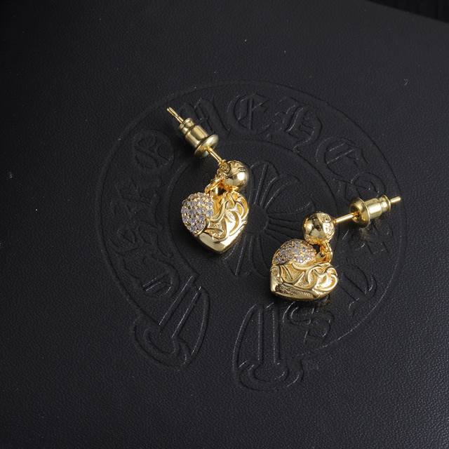 chrome Hearts 克罗心耳钉