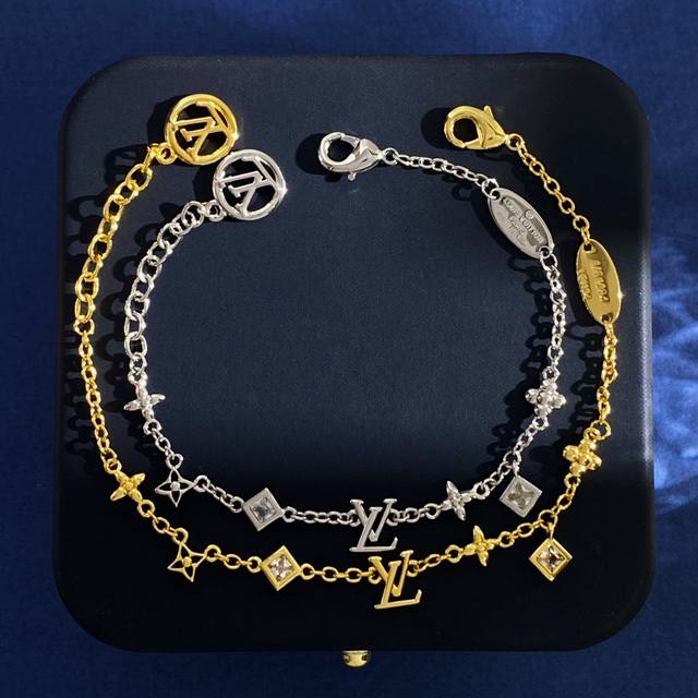 lu94 Lv路易威登韩版轻奢几何菱形钻光面十字花四叶花Lv字母多元素手链 黄铜材质 金银2个色 重约4G 手链约长16.5Cm+延长链4.5Cm