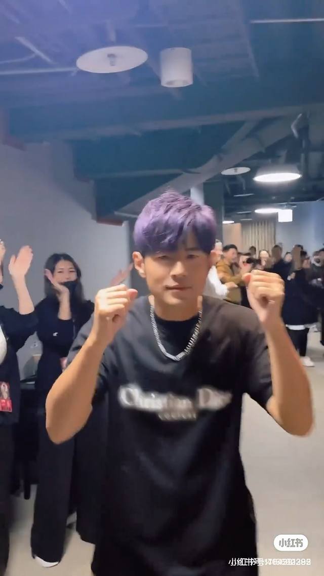 dior 迪奥 周杰伦 同款 项链 专柜一致上新 精选原版一致 黄铜材质 甜美气质高雅。 长度：52-56厘米