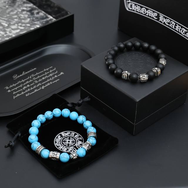 克罗心 新品发布巨美最新款手串档次更高明星同款 细节对版做旧处理 非市面亮面版型 这款一直在出 克罗心里面热卖款 非常好搭配潮流衣服