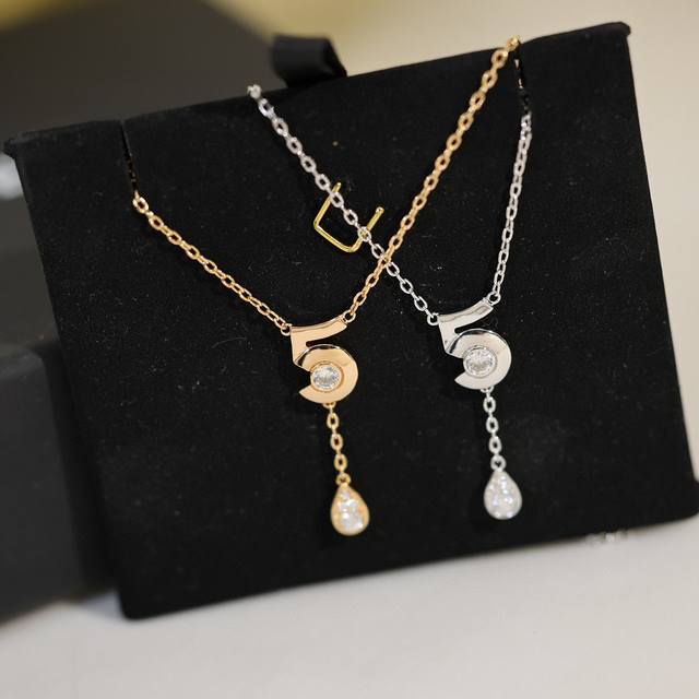 香奈儿 Chaneln 5号项链 V金材质 高版本 电镀18K白金 原版Logo