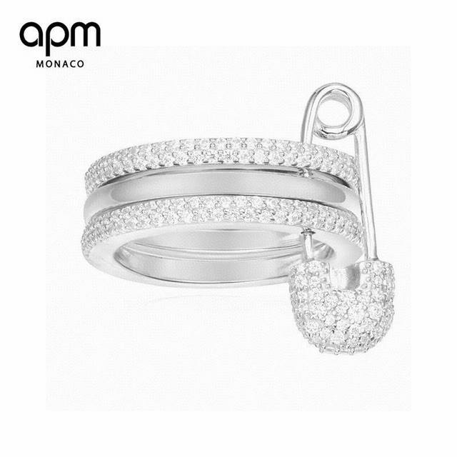 apm Monaco白钻别针戒指！真的太好看了！三个小戒指圈叠在一起也完全不会显手指短粗，戒指设计很精致，完全不搁手，还可以拆开出来，不夸张，但也能体现出自己独