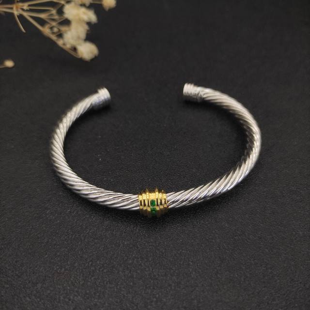 david Yurman 5Mm绿钻配件手镯。单配件和双配件两个款式。建议适合佩戴的手围15-20Cm 编号Dysz-001、Dysz-002