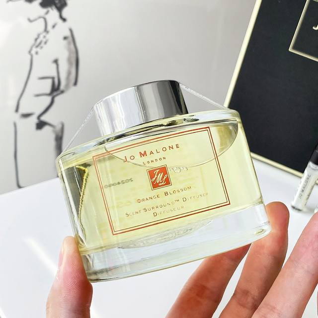 专柜品质 祖.玛珑Jomalonelondon165Ml居家室内香薰 全部21年新包装 每款都附赠两支专柜赠品小样香水 小样默认鼠尾草与英国梨两种大家超爱的味道