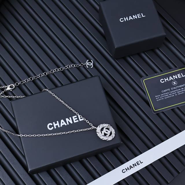 Chanel25S 满钻椭圆羽毛项链 香奈儿高珠即视感 妥妥的千金风 贵气的很~银色 璀璨夺目 超闪 好高贵