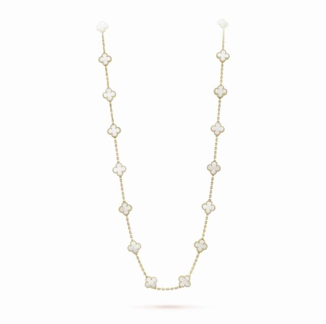 V金镀咪金 Vca高级白贝母20花四叶草项链 Cleef&Arpels 四叶草 此系列设计灵动 线条流畅 易于佩戴 展现无限搭配的可能 为每一位女性的生活带来丰