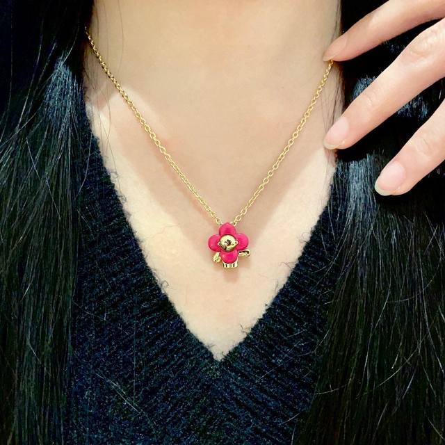 Lv经典老花项链