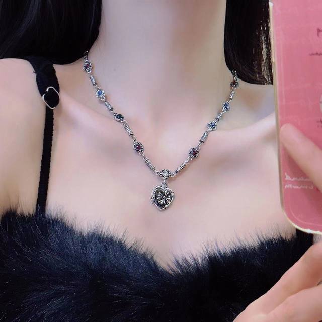 甜酷风镶钻爱心八芒星项链女Ins创意设计感锁骨链冷淡风项链
