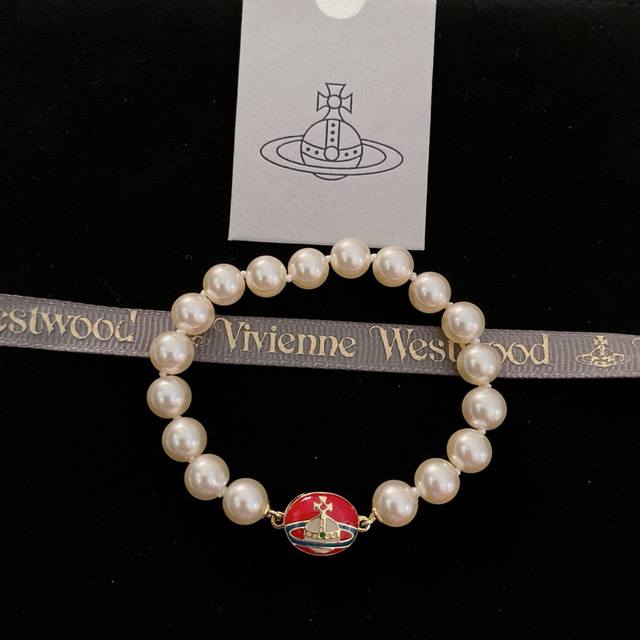 Viviennewestwood 西太后手链易梦玲同款一定要入 太绝美了宝宝 什么是快乐星球 来 这就是快乐星球 绝美限定搪瓷珐琅珍珠手链 最新颜色 六个颜色可
