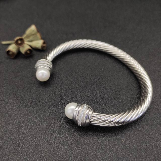 David Yurman 7Mm镶嵌石珍珠手镯 建议适合佩戴的手围16-20Cm 编号Dysz-080