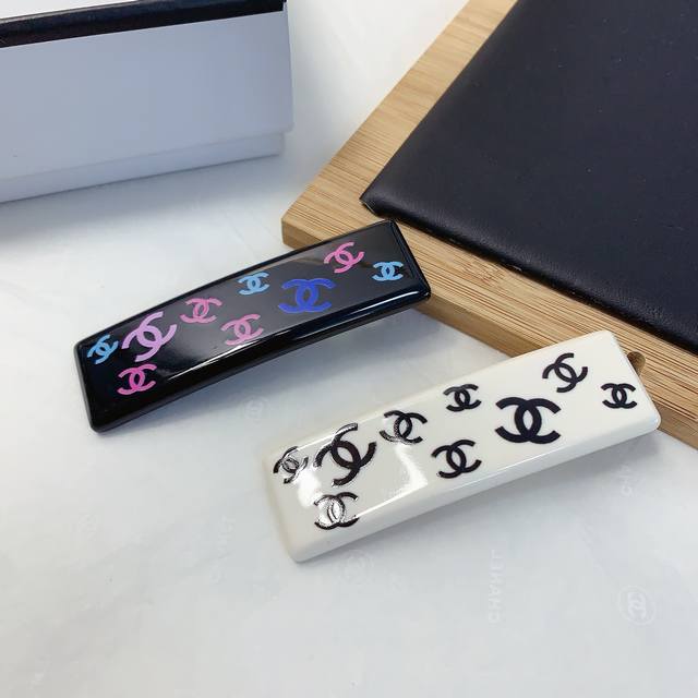 chanel小香 chanel发夹 醋酸Logo发夹压夹一字夹气质百搭小仙女必入单品 宝藏款 闭眼入推荐款 单个