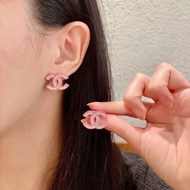 Chanel香奈儿 中古 双C耳钉原版复刻Logo 小香家的款式真心无需多介绍每一款都超好看 精致大方 非常显气质