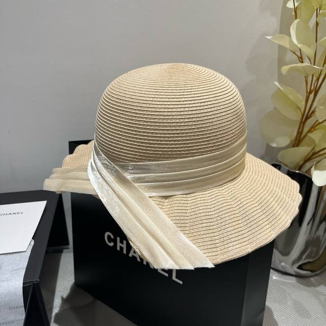 miumiu 缪缪新款水波纹草帽 名媛礼帽 pp草面料 头围57Cm