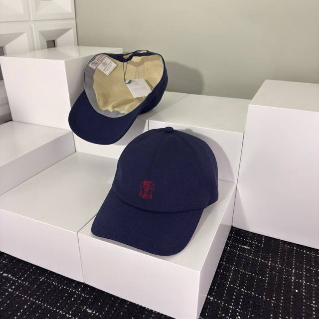 跑量 bc 新款亚麻透气棒球帽 简约出街 自然风尚扑面而来 细腻触感 带来一抹清新与自由 帽身纯色设计 简约而不失格调 尽显自然之美