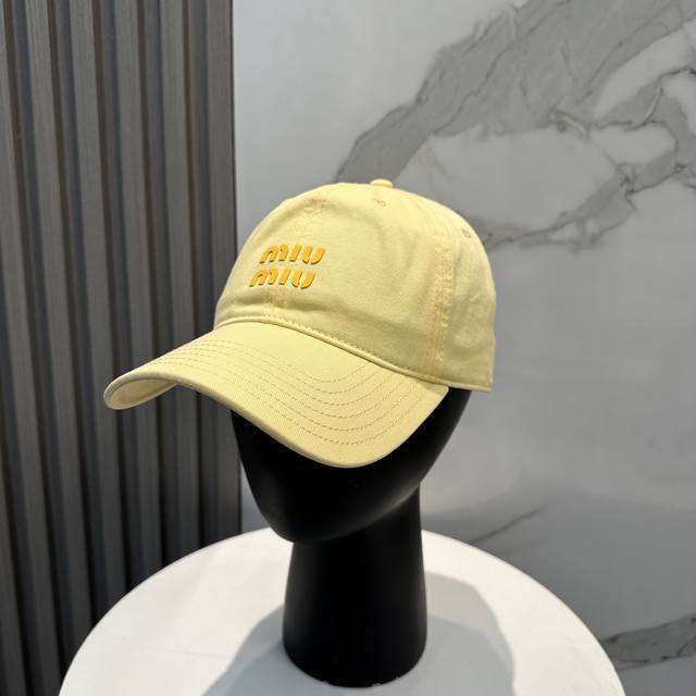 miumiu缪缪 新款糖果色色系简约棒球帽 当下爆热的色系-街头感十足 潮流百搭 小红书种草 毒药 get上你们的男朋友 一起Cool
