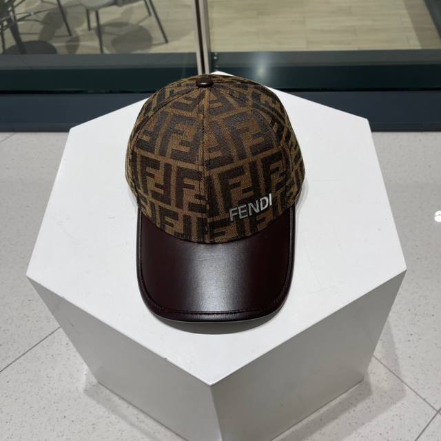 芬迪Fendi 新款夏帽 棒球帽 超级无敌好看的帽子