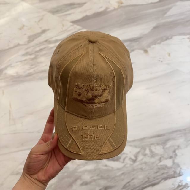 diesel 迪赛 棒球帽 出街必备超好搭配 高品质 内标齐全 赶紧入手