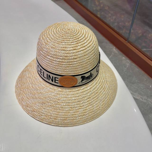 赛琳 Celine 官方款麦秆草帽 高密度制作 一顶超级有品位的草帽了~出街首选 帽型超美腻颜色妥妥 轻便携带 小仙女人手必备 头围57Cm