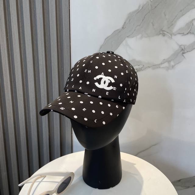 Chanel香奈儿 新款高版本简约刺绣Logo棒球帽新款出货 大牌款超好搭配 赶紧入手