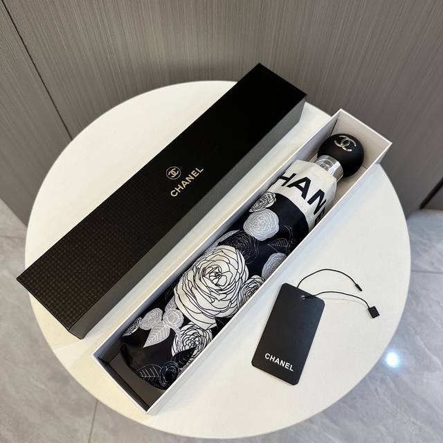 Chanel 香奈儿 山茶花 新款三折自动折叠晴雨伞 做工精细 气质 时尚 炒鸡好看 防紫外线 人手必备
