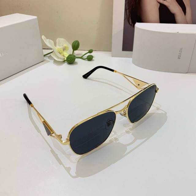 prada 普拉达 新款金属方框男女太阳镜 时尚潮流遮阳墨镜 旅游驾驶眼镜