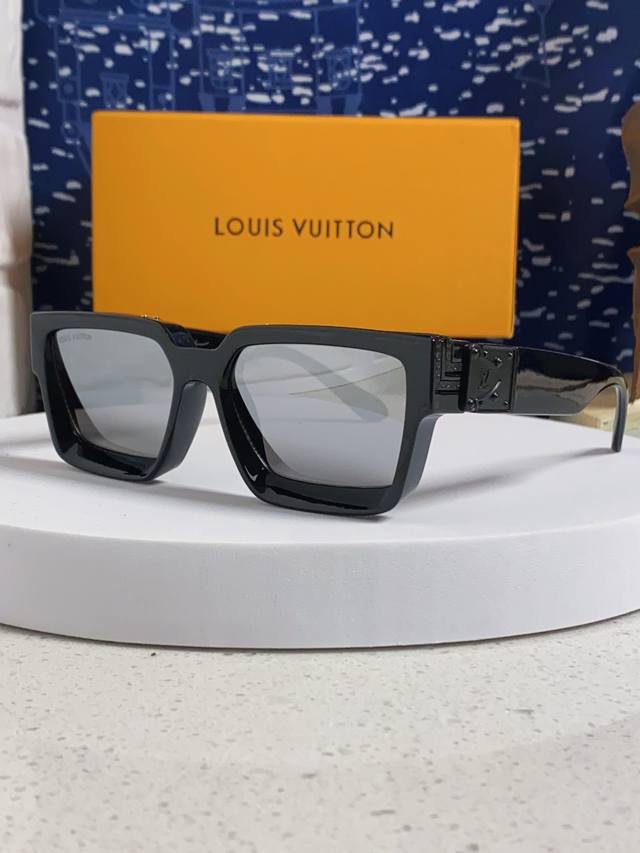 Louisvuitton 路易威登 Lv2025新款百万富翁方框太阳欧美彩色男女墨镜跨境摩登时尚太阳眼镜 M96006