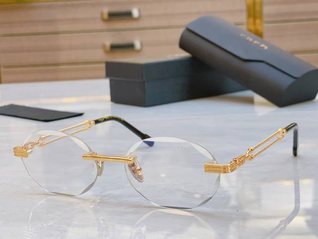 太阳 变色 Fre* 新款太阳镜 Model Fg50160U Size 57口19-145