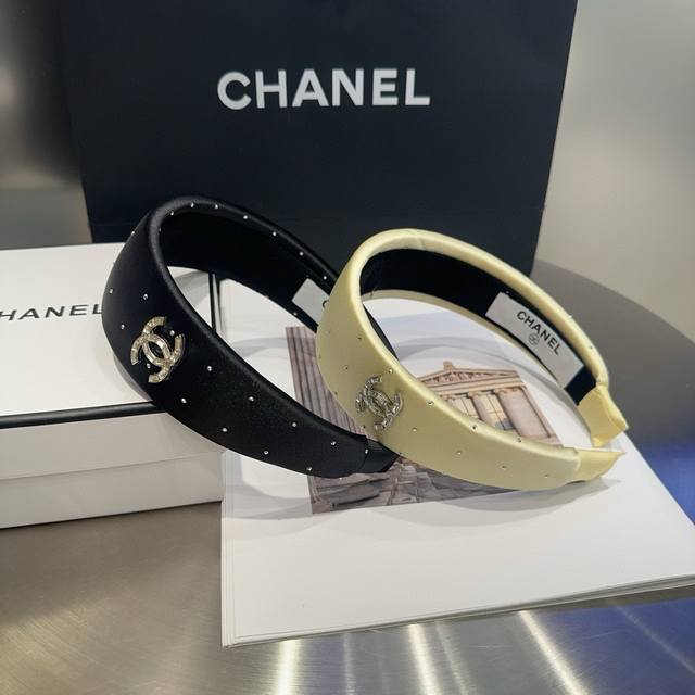 配包装盒 chanel 香奈儿 新款小香发箍 时尚潮流 淑女风范 性百搭 女神必入哦
